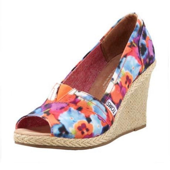 Toms Shoes - TOMS Oahu Print Wedges